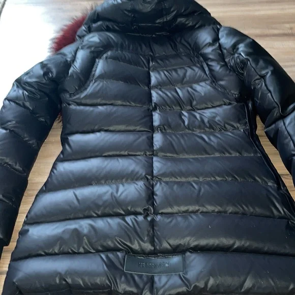 STUNNING 🤩 NICOLE BENISTI/NB SERIES PUFFER JACKET!